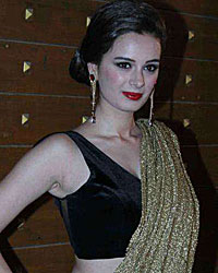 Evelyn Sharma